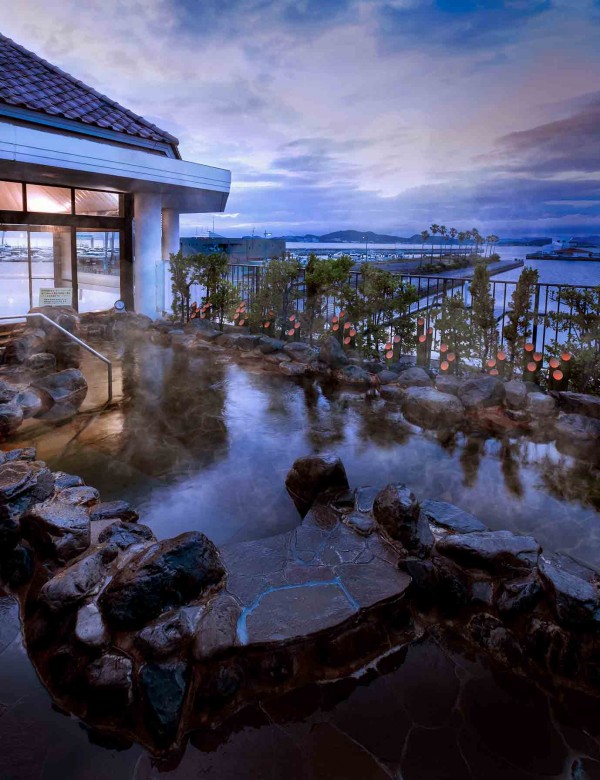 紀州黒潮温露天風呂夕景