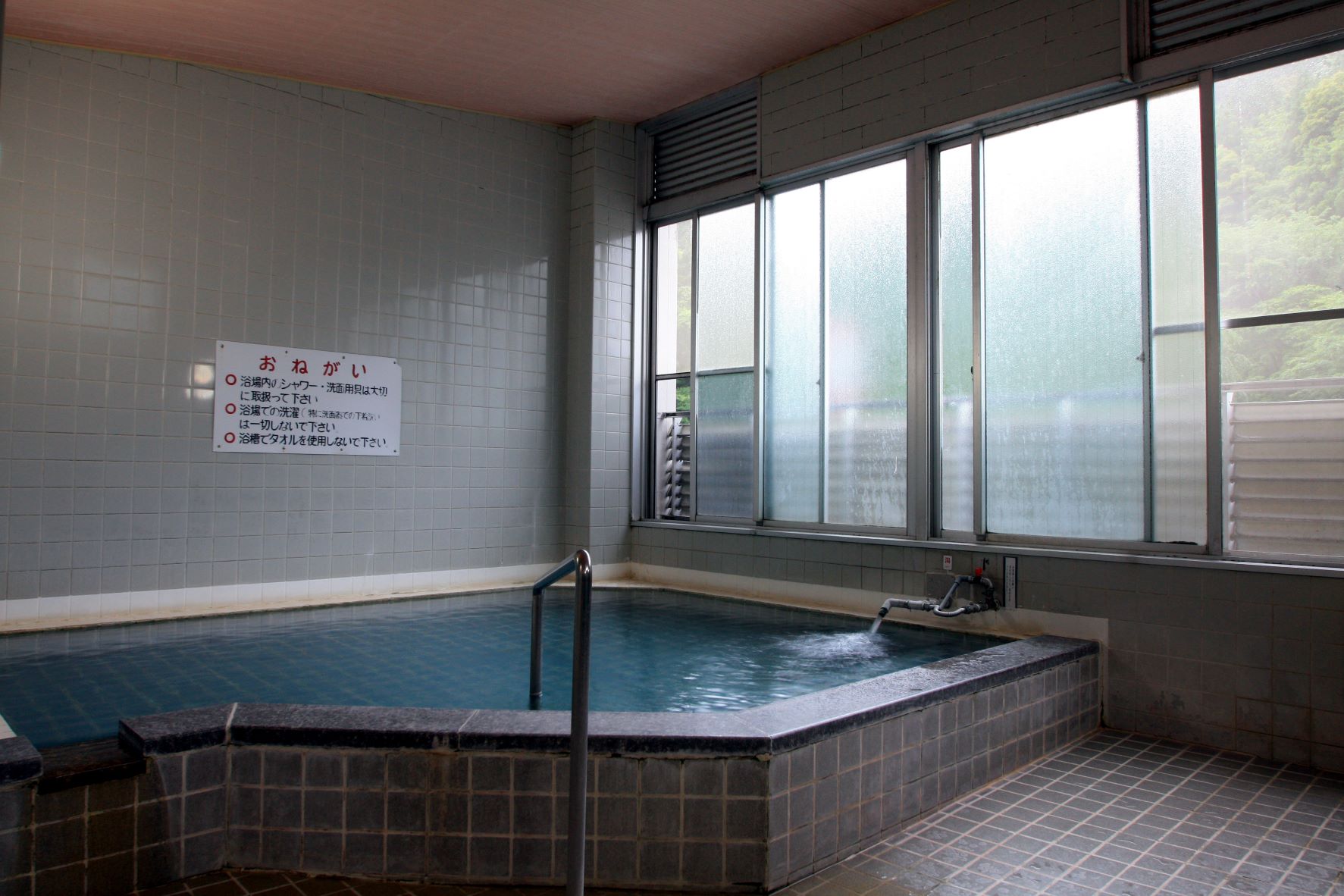 06川湯温泉公衆浴場