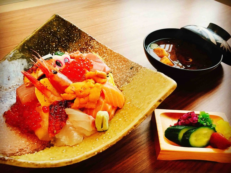 一富士海鮮丼