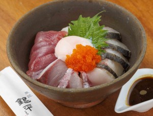 銀平海鮮丼