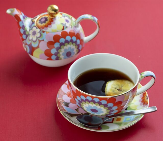 キャミーさん可愛いポットの紅茶