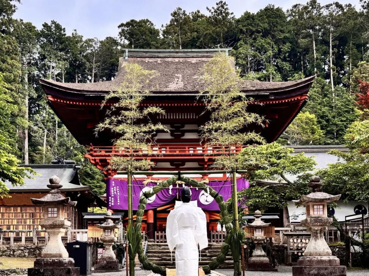 丹生都比売神社