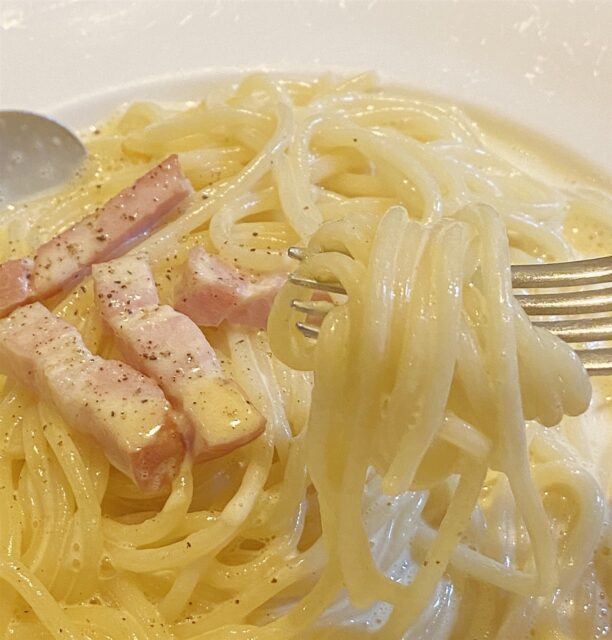 バベーネ定番カルボナーラ