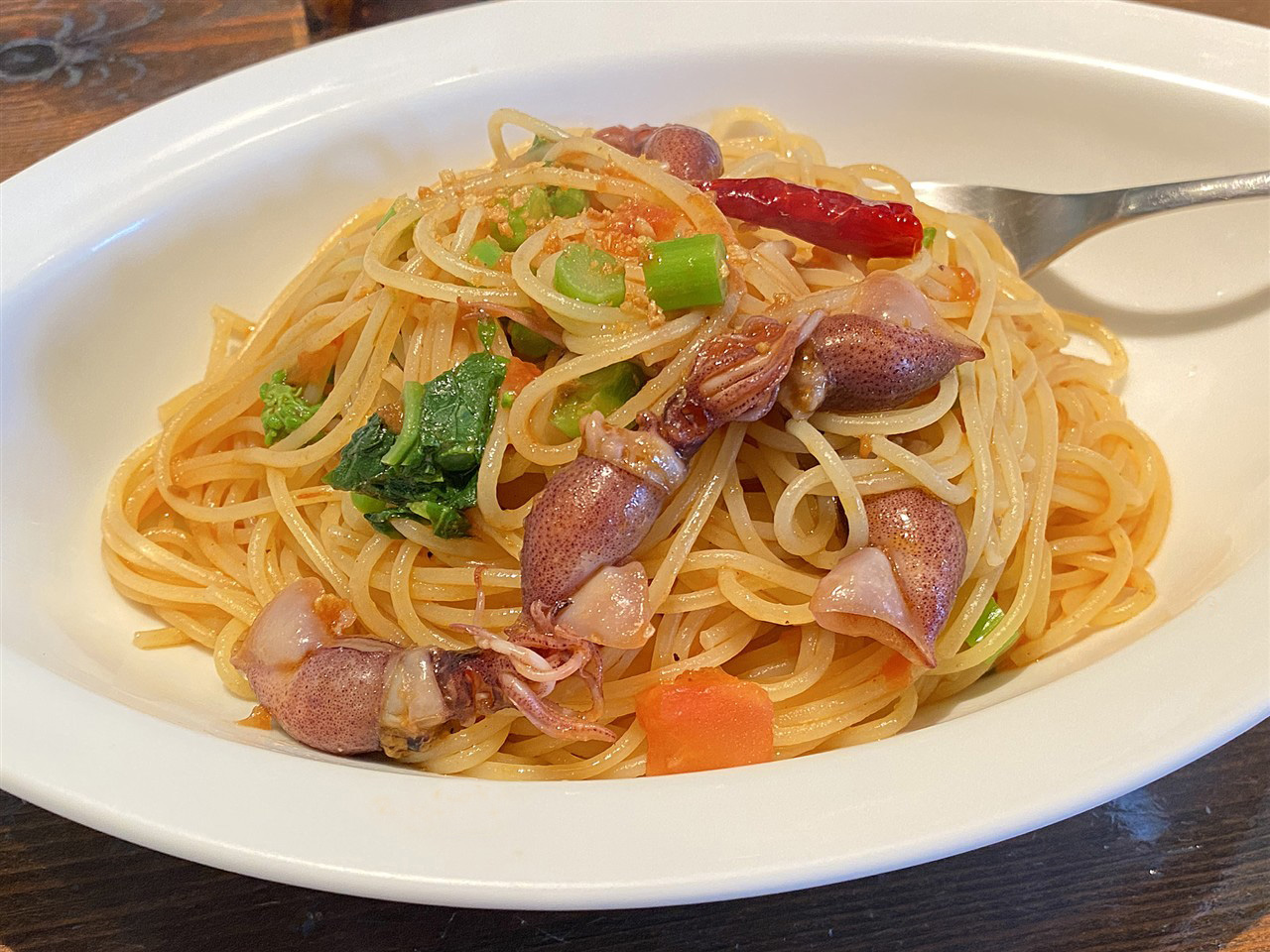 エノトリアさんパスタランチ蛍イカと菜の花