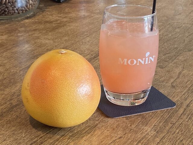 語りばさ生グレープフルーツジュース