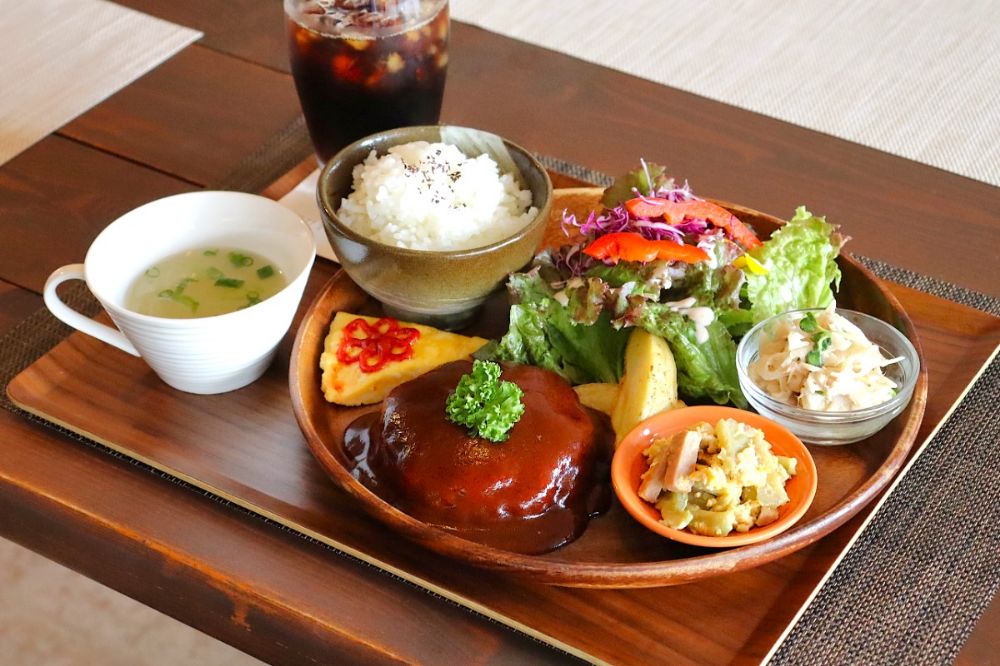 クヨナラカフェ