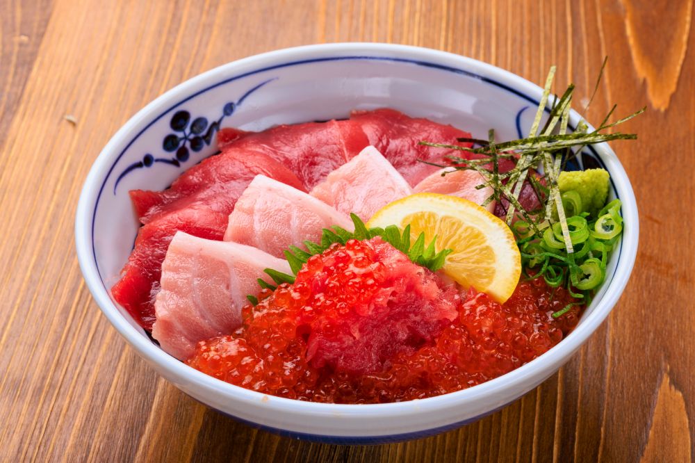 海鮮食堂つなや