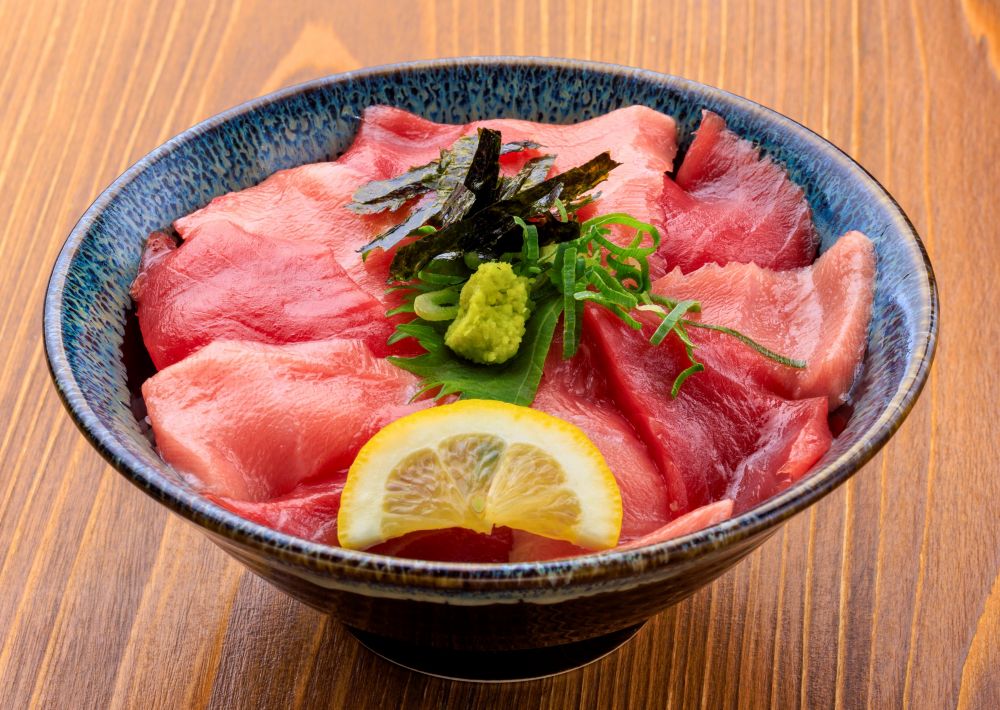 海鮮食堂つなや