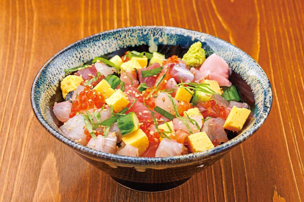 海鮮食堂つなや