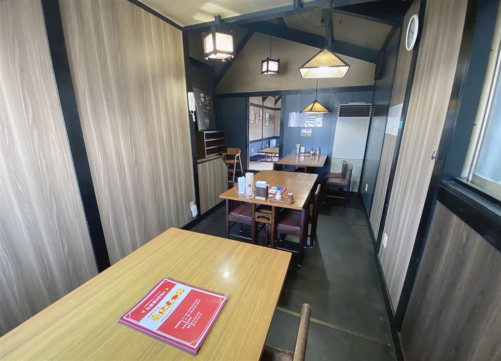 まるひこ亭_店内2階