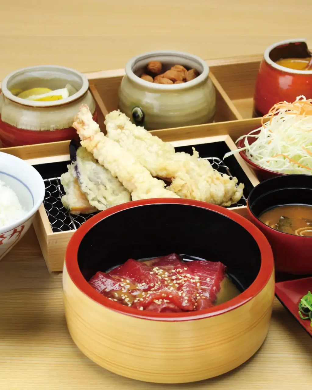 天ぷら海鮮よし平_天ぷらとまぐろめし