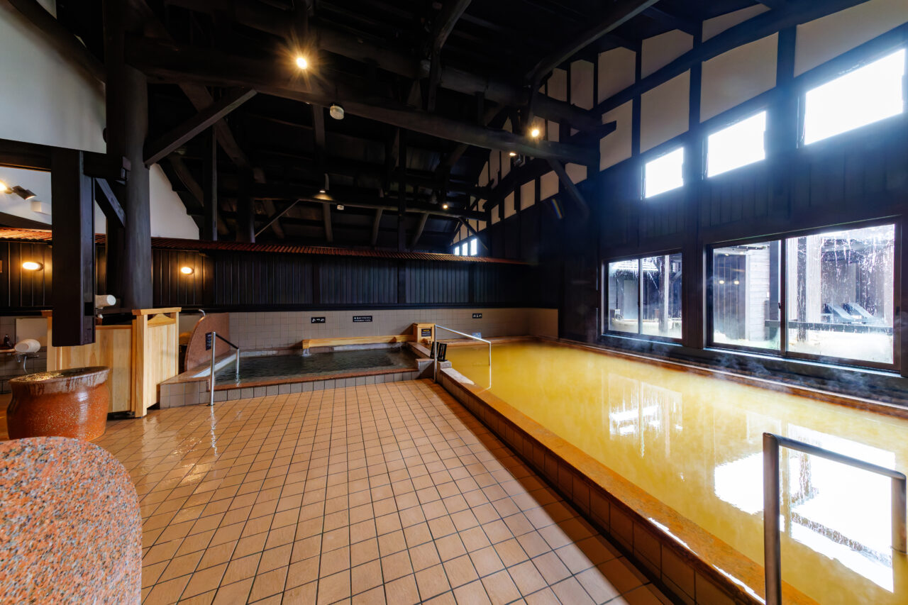 八風の湯大浴場