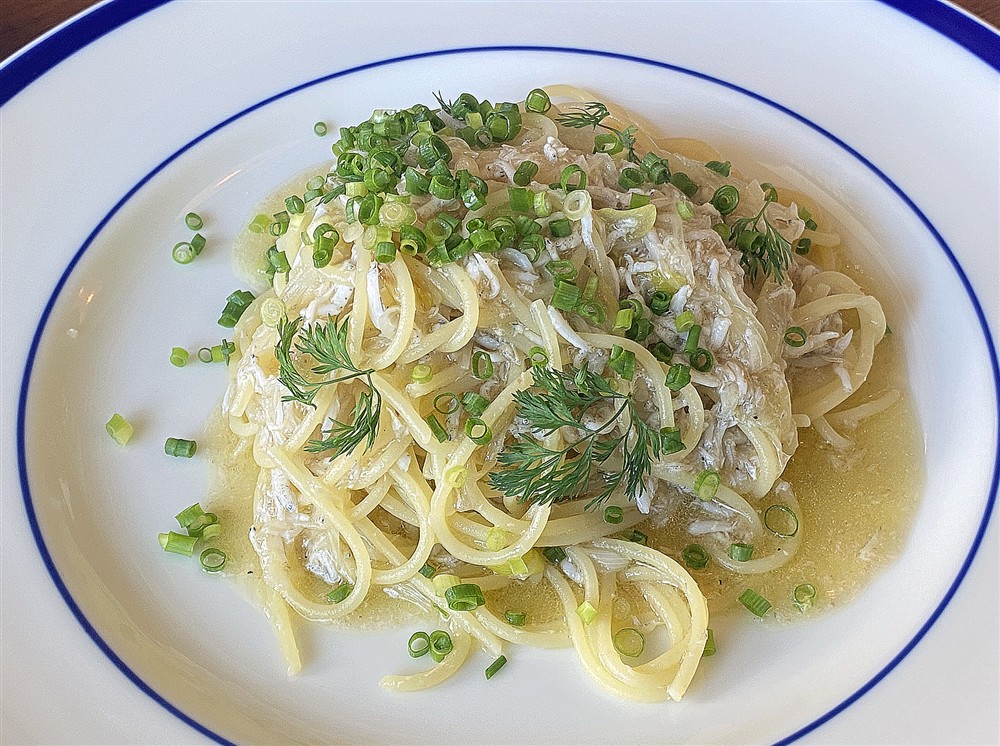 オンザコーナー_パスタしらす南高梅