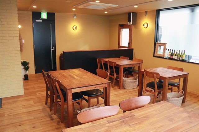 オンザコーナー店内