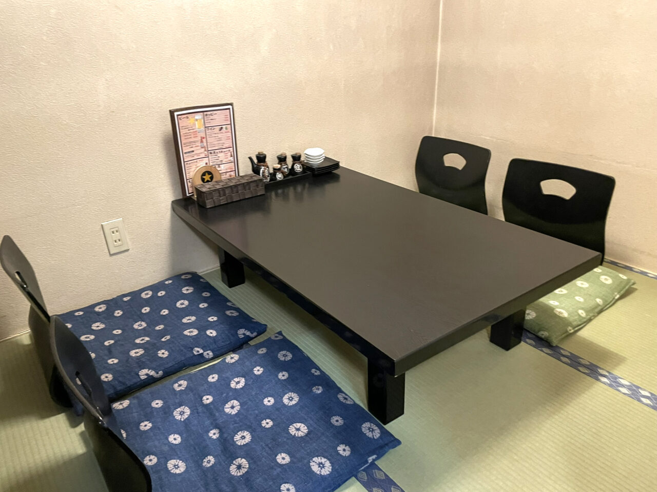 和歌山県田辺市炉端屋てるてるぼうずの座敷